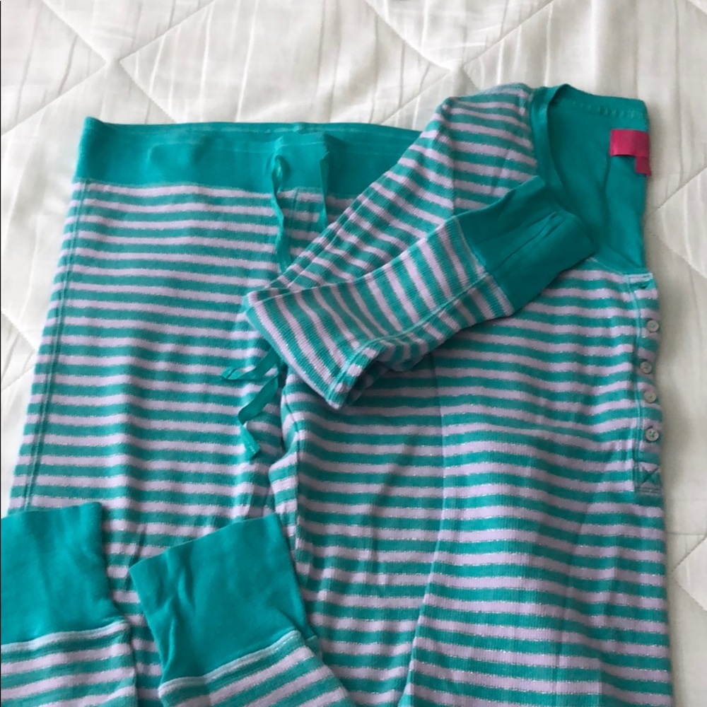 Victoria’’s Secret PJ set